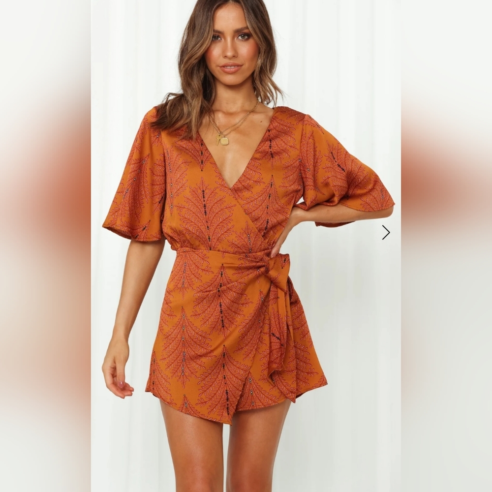 Hello Molly Midnight Noise Romper Rust M NWOT
